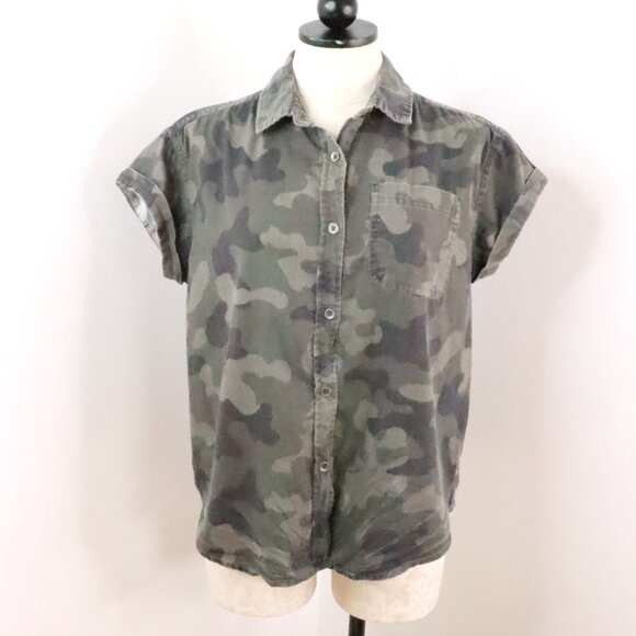 10pc Mixed Variety Juniors S/M Indie Emo Punk Casual Loungewear Top Bundle Lot - Picture 6 of 11